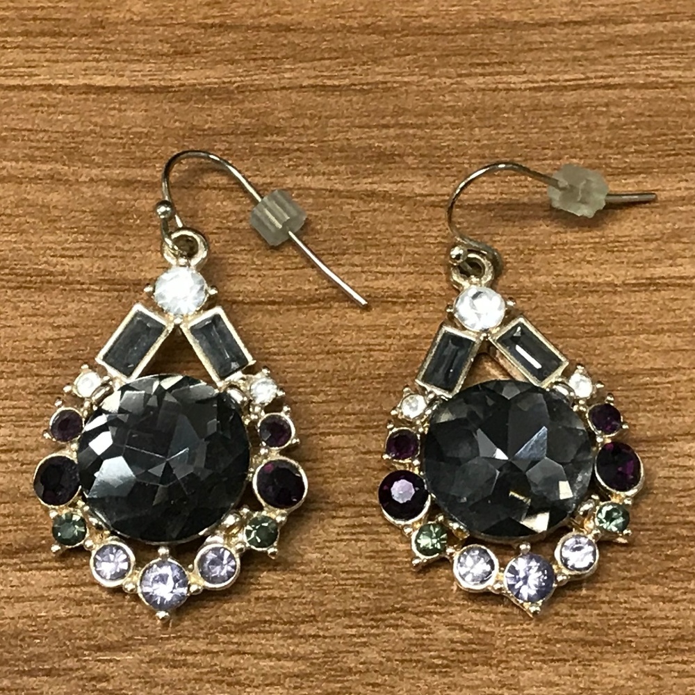 The Limited Purple/Gray Statement Gem Earrings